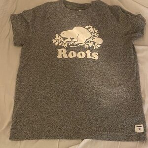 Roots woman’s Heather Gray Short Sleeve Tee